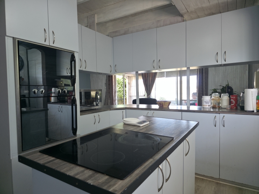 4 Bedroom Property for Sale in Aston Bay Eastern Cape